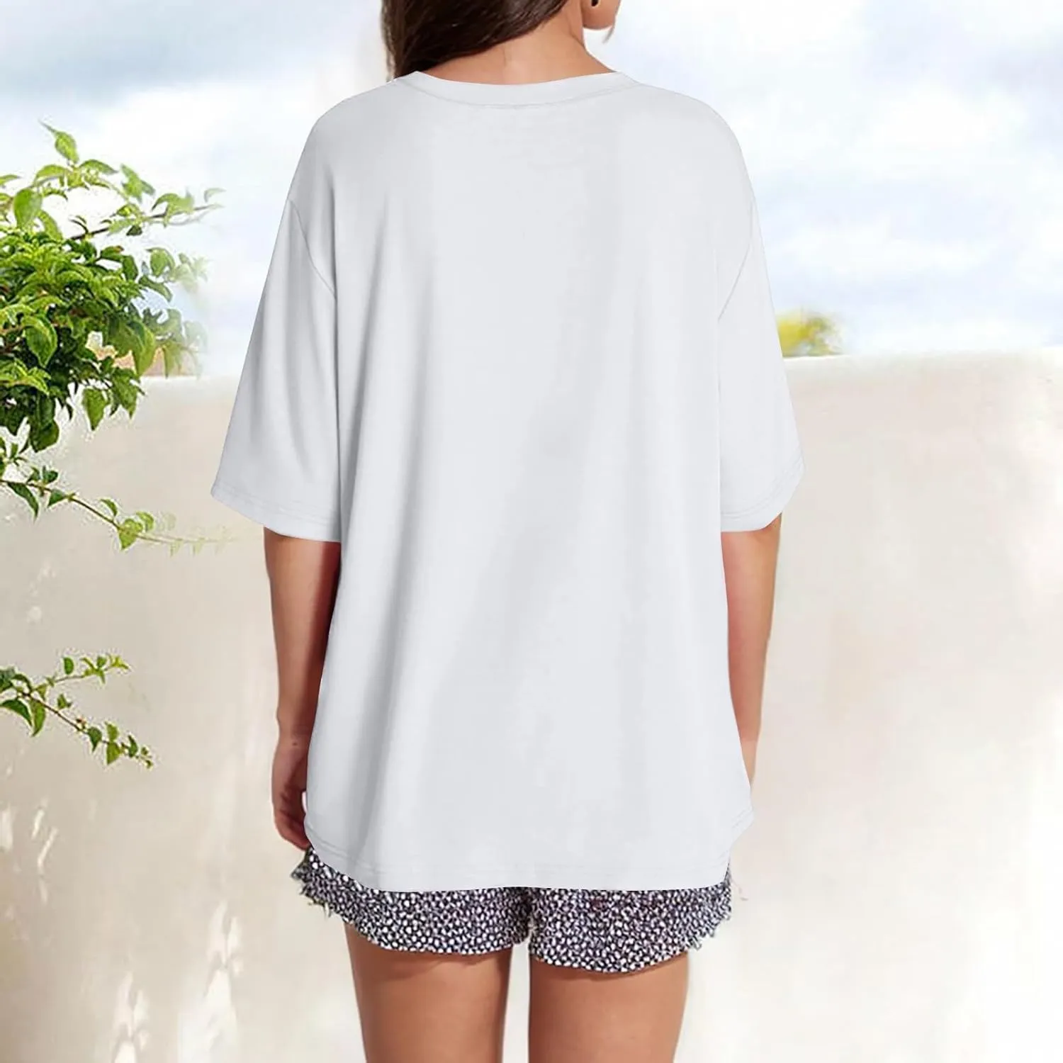 Half Sleeve Tops for Women Crew Neck Casual Summer Oversized Tshirts Trendy Going Out Tops Womens Shirts